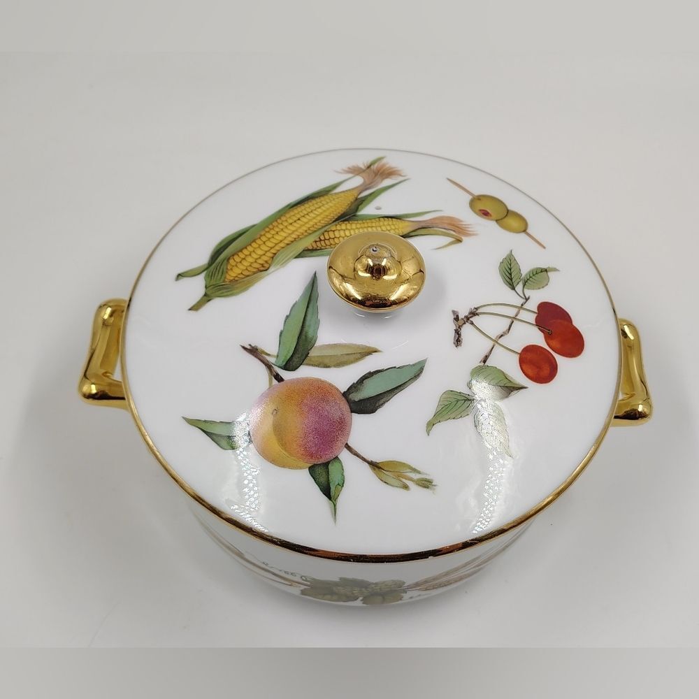 Royal Worcester Evesham Vintage White & Gold Porcelain Covered Serving Dish - Picture 9 of 16
